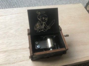 Muziekdoosjezeldaimg6360